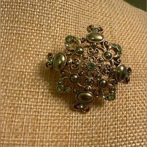 Exquisite Liz Clairborne Gold and Green Brooch